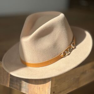 FILIPA PANAMA BOUTIQUE ESSENTIALS BOUTIQUE EQUINES -2